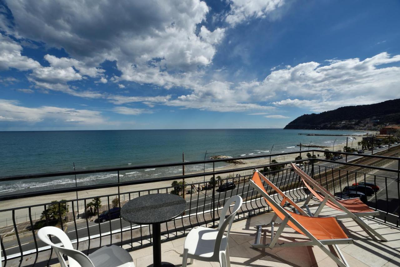 Hotel Giulia Laigueglia
